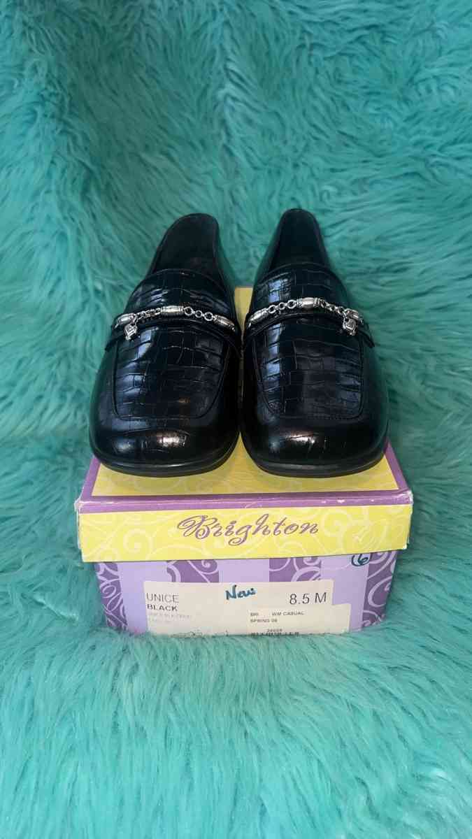 NIB Brighton Unice Black Croc With Silver Chain Womens Size