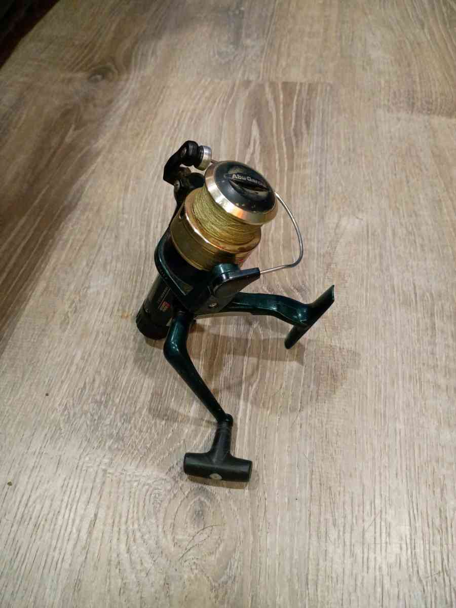 Abu Garcia cardinal fishing reel