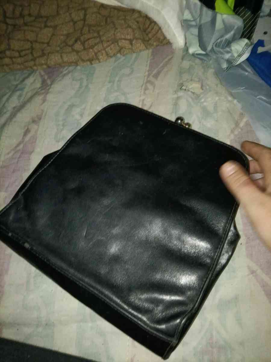 vintage Kathy Lee collection clutch bag