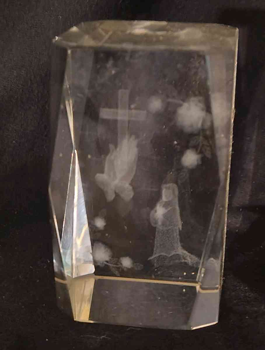 Lazer etched hologram