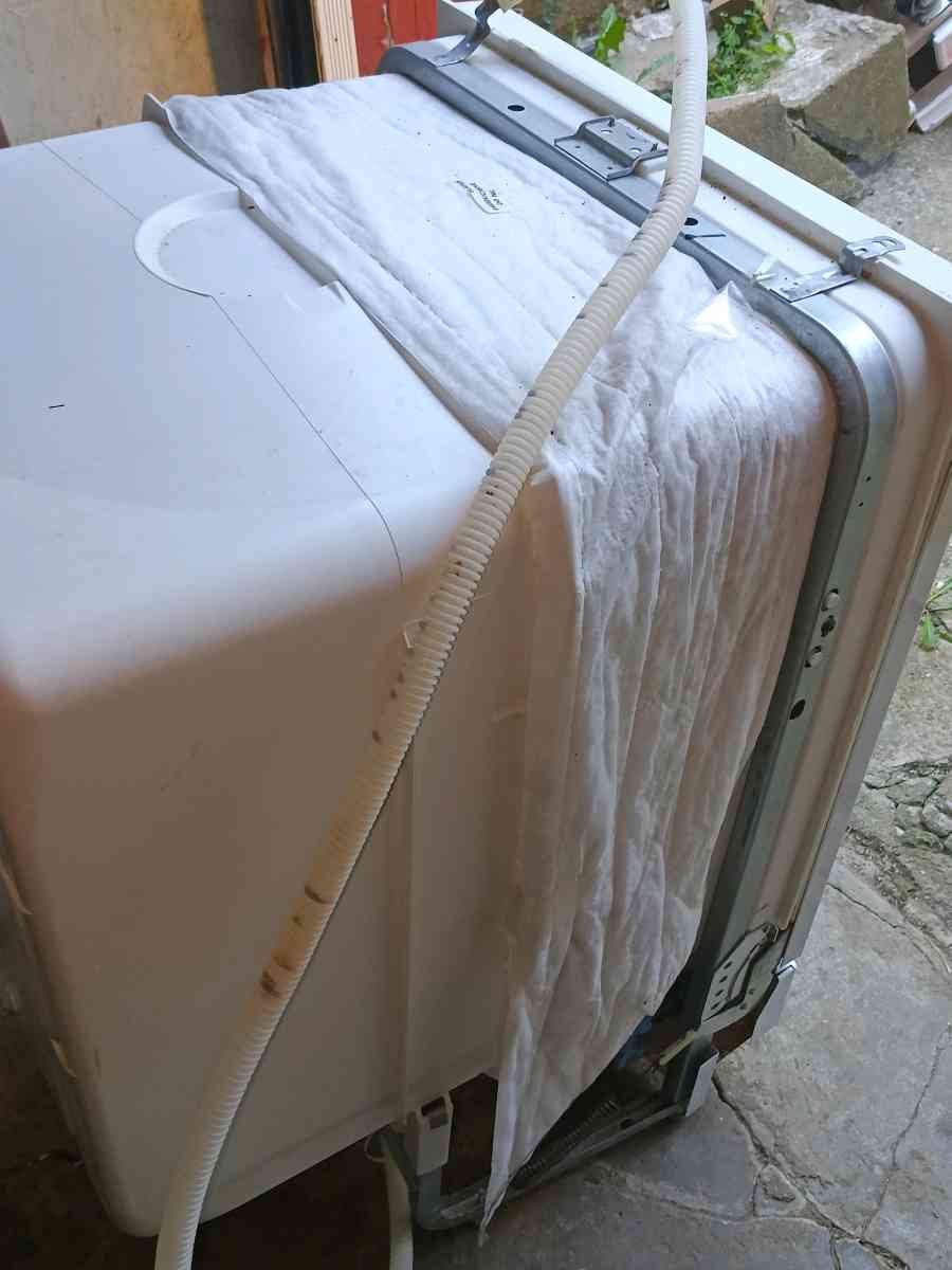 GE dishwasher functions as expected