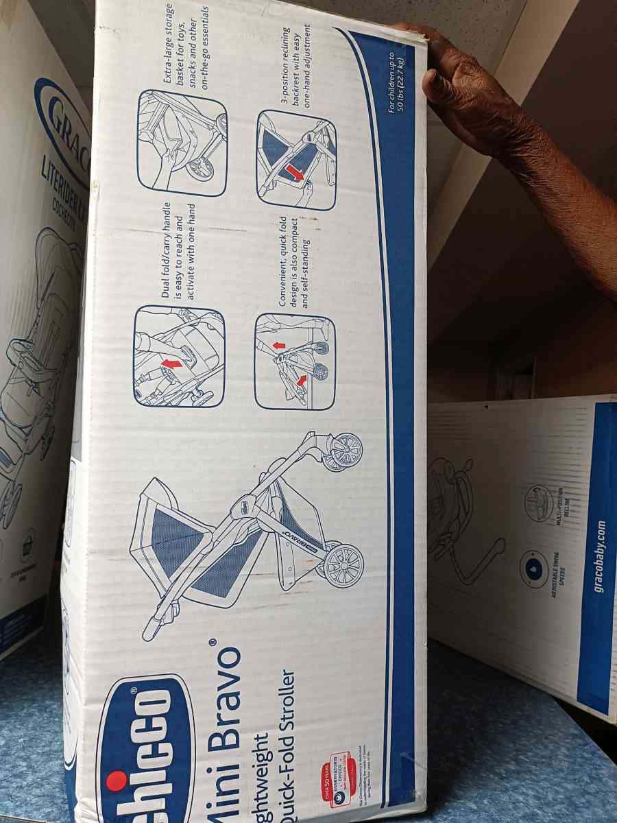 Chicco lightweight Stroller
