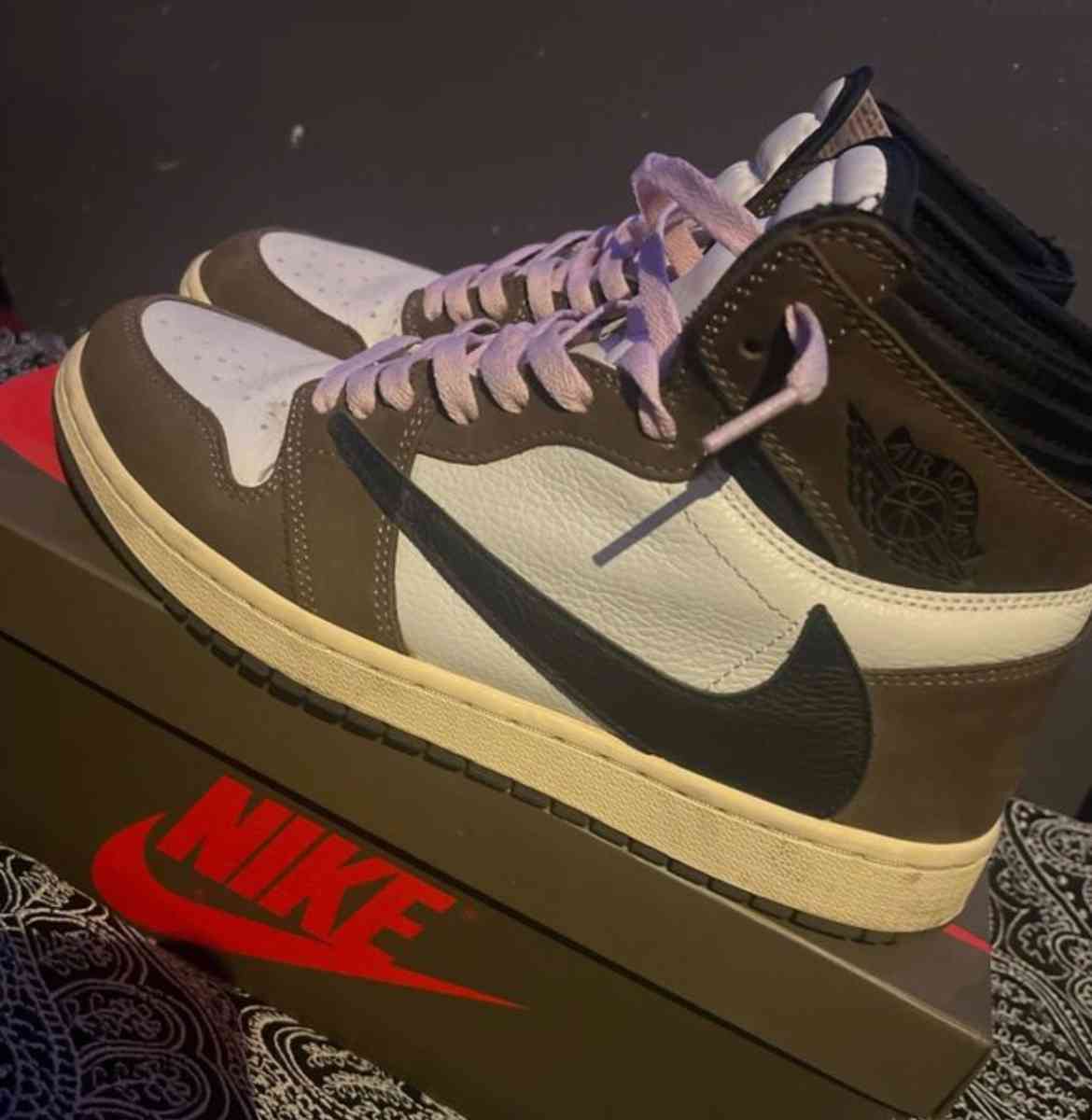 size 11 Travis Scott Jordan 1s