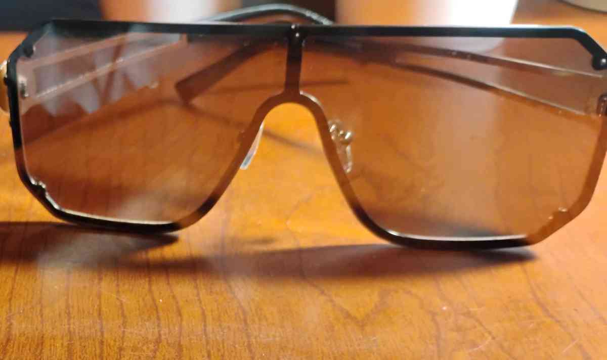 Versace Mens Sunglasses