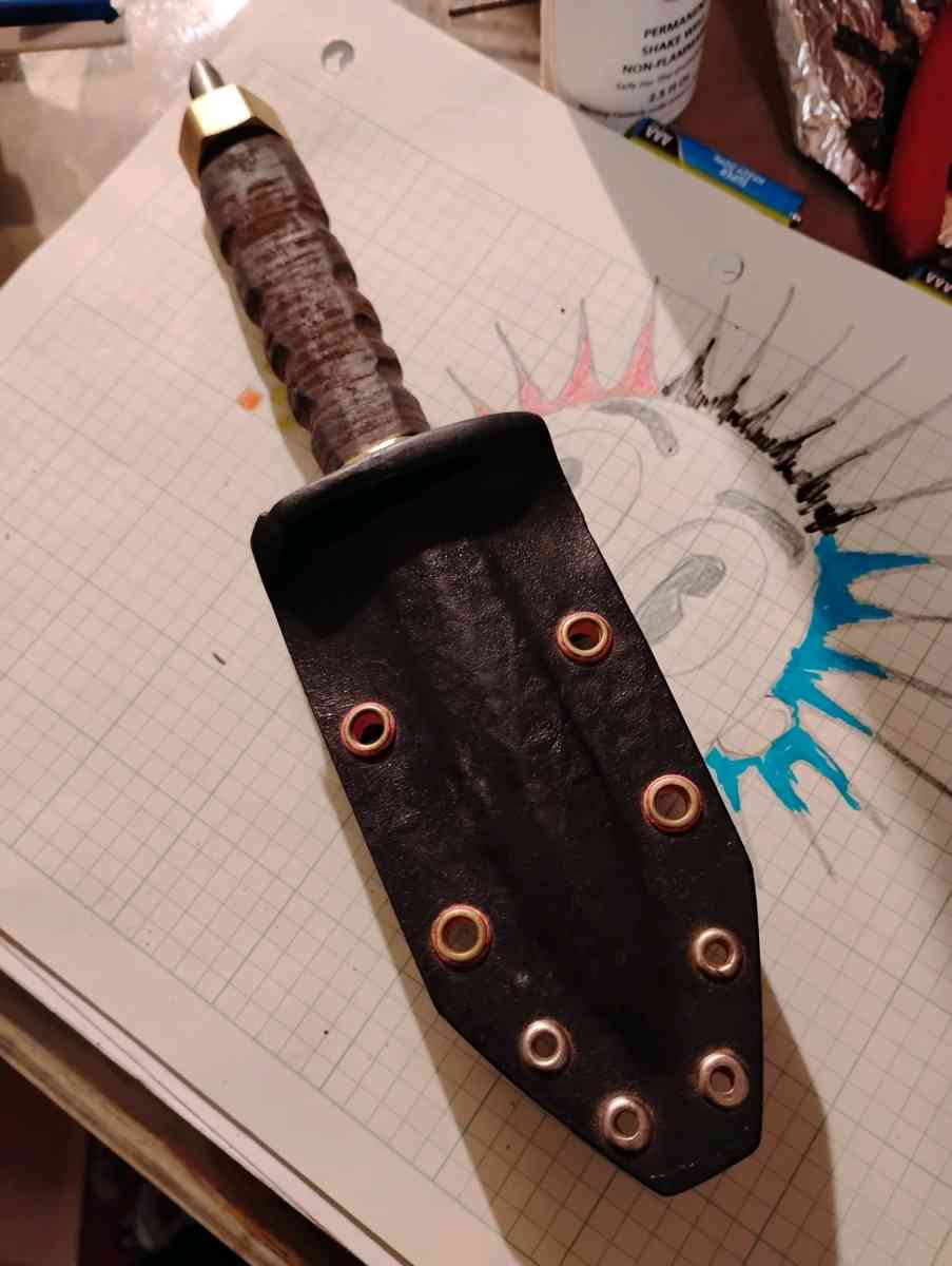 handcrafted custom made fixed blade double edged dagger