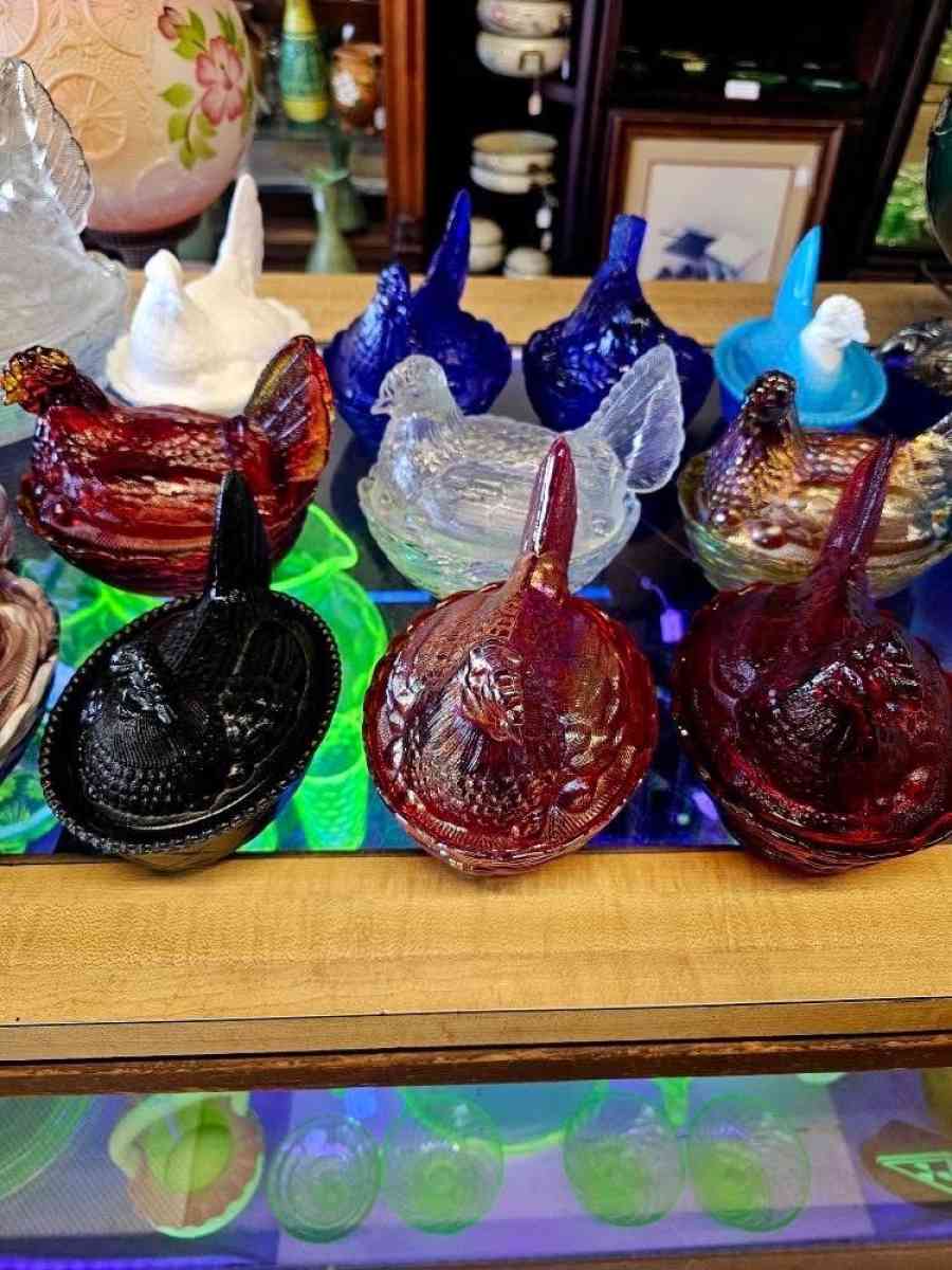 vintage glass hens on nest