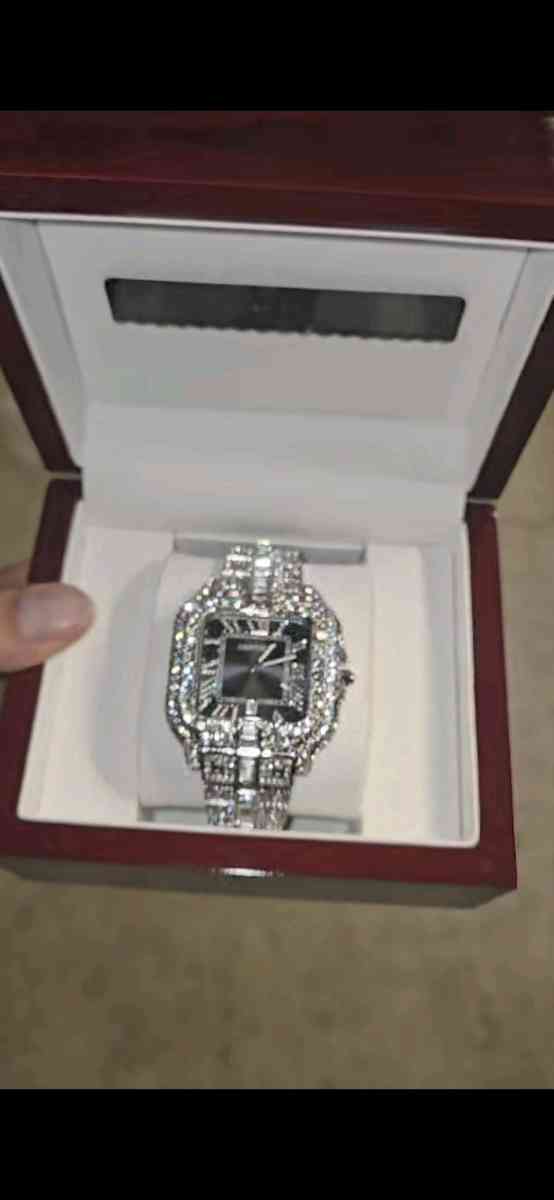 Mens Mossionite Watch