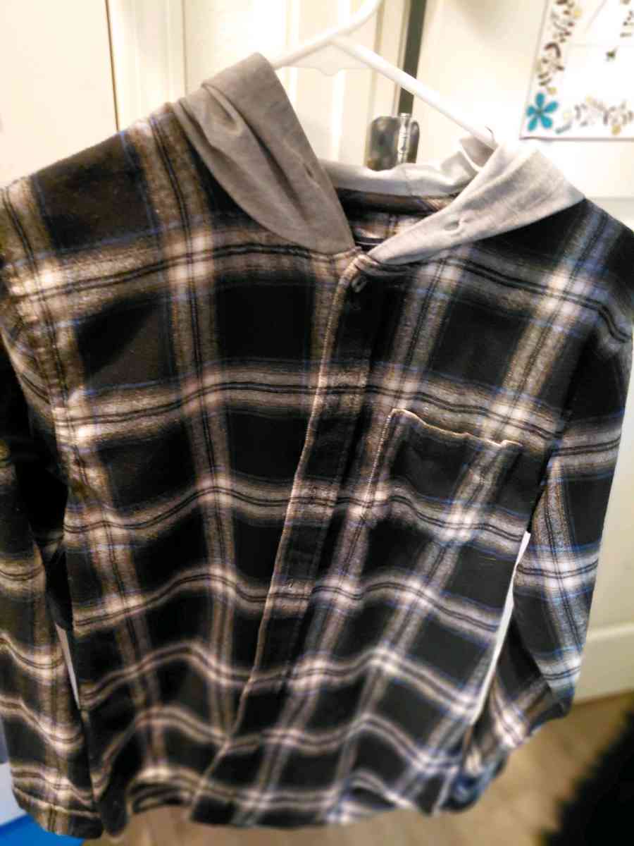 Youth size L 21 pc top lot Nike Under Armour and more