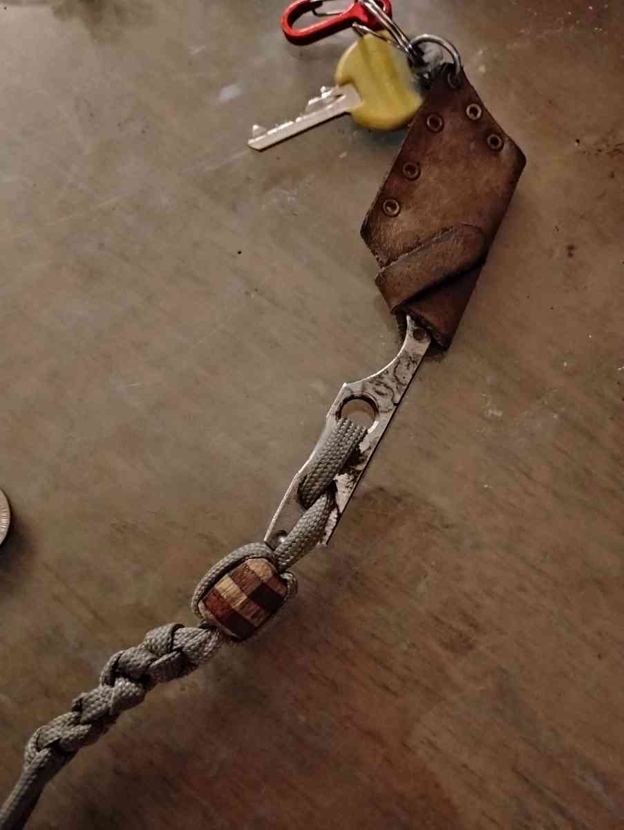 handcrafted custom made fixed blade utility knife