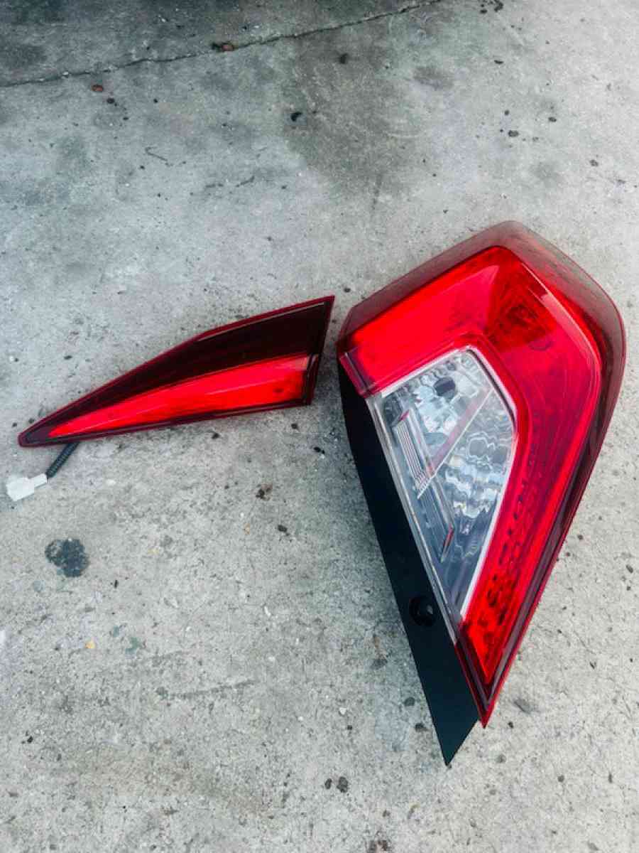 Spotlight rear civic 2018