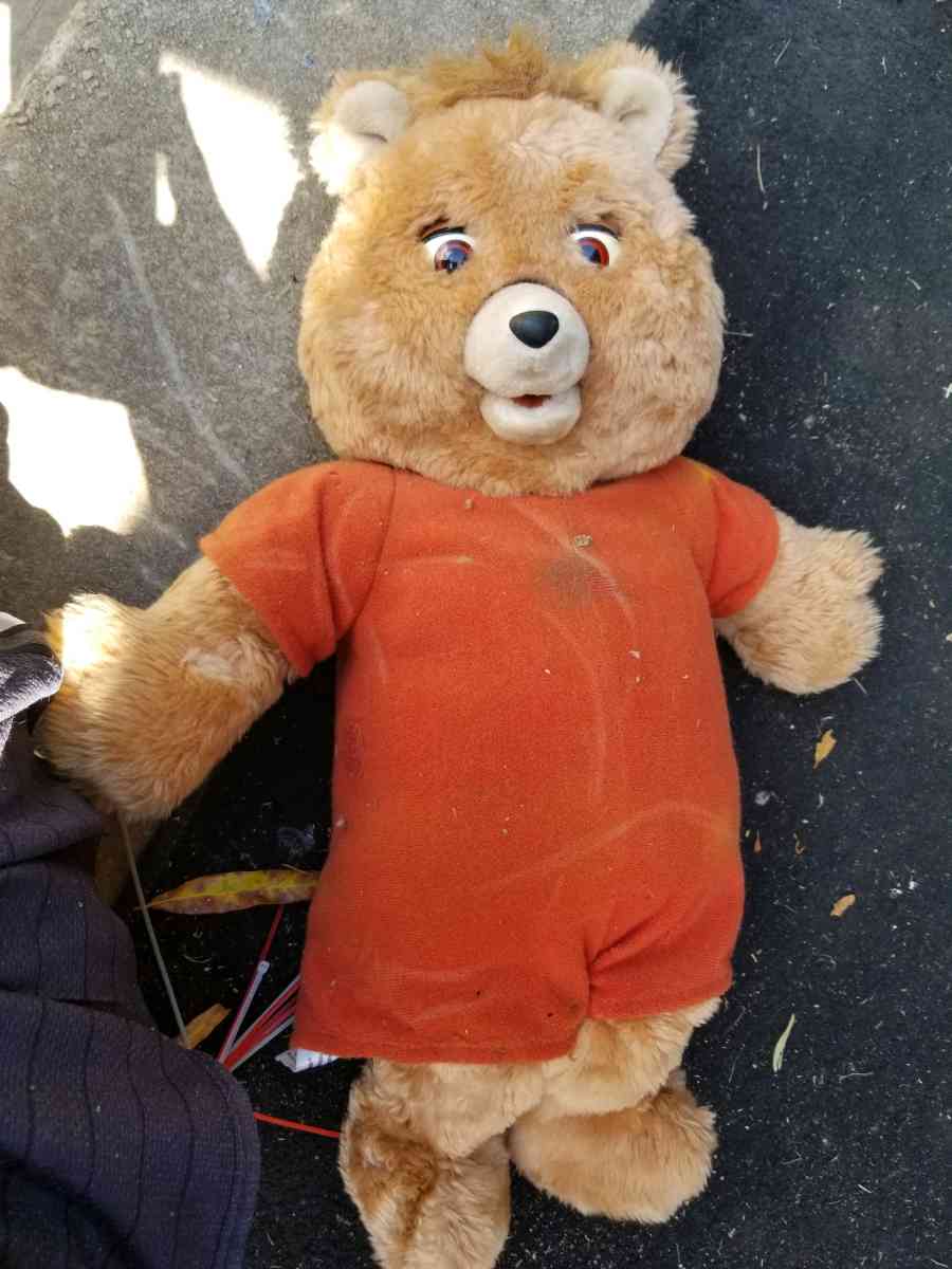 1984 1985 Teddy Ruxpin Bear
