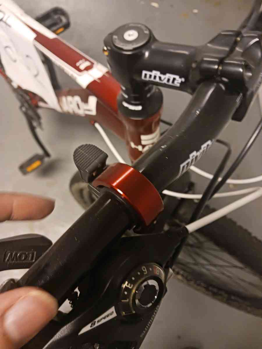 Red 2013 Haro Flightline Sport  Custom Wheel Art Flat Tire