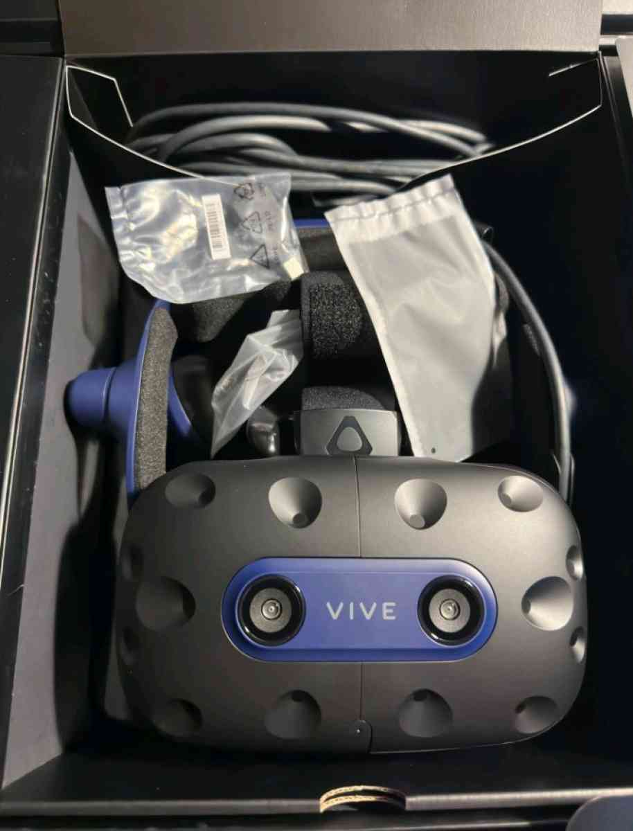 HTC vive pro 2 full kit new