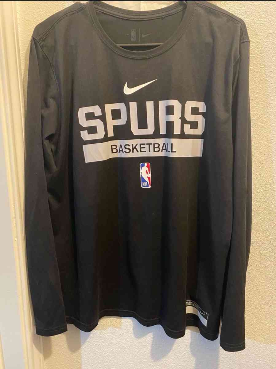 Nike Spurs long sleeve
