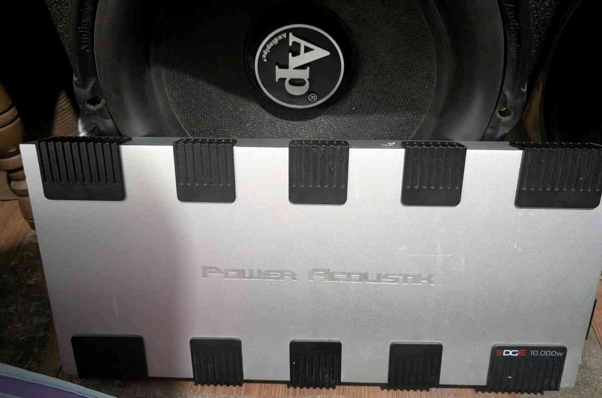 car audio 2 15s qbomb 10 k power acoustic amp 320