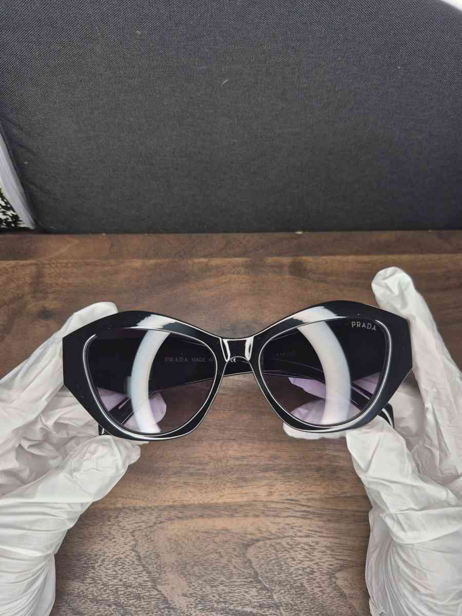 Prada Sun glasses