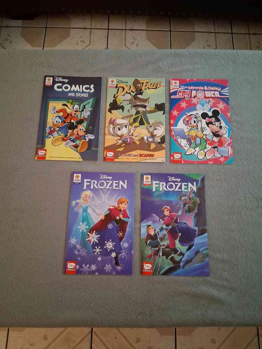 Lot Of 13 Disney Comics  Comic Books