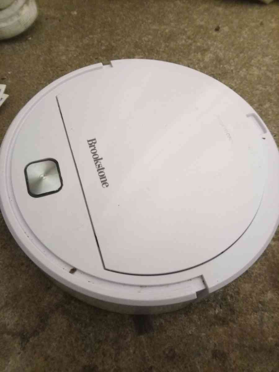 Brookstone Robot Vacuum Cleaner strong suction 120 mins