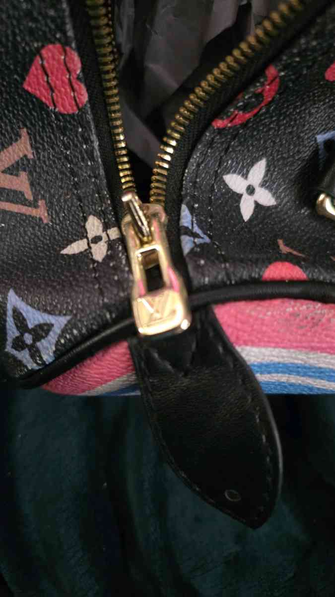 Louis Vuitton Game On Speedy Bandouliere 25