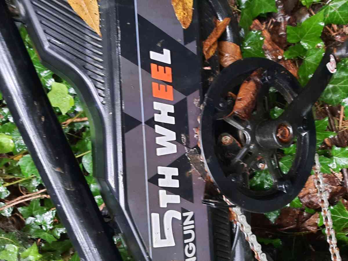 5th wheel electric scooter