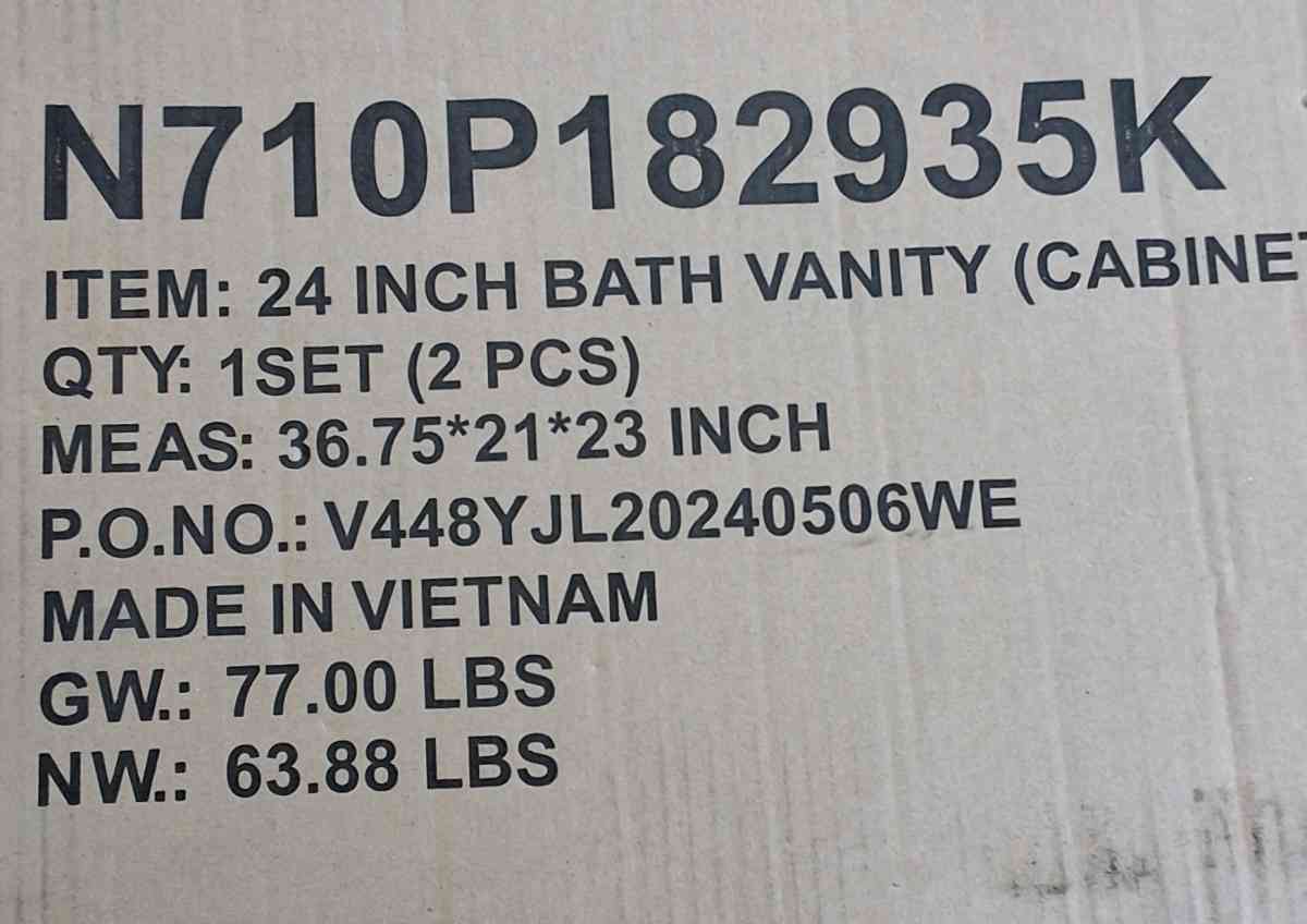 24in bath vanity with cabinet and sink brand new in box