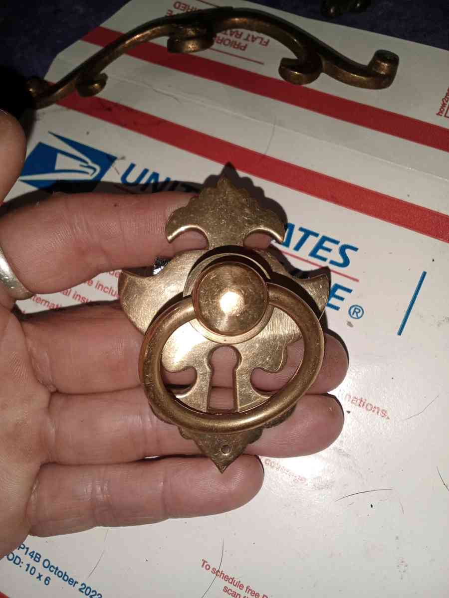 8 brass ring drawer pulls