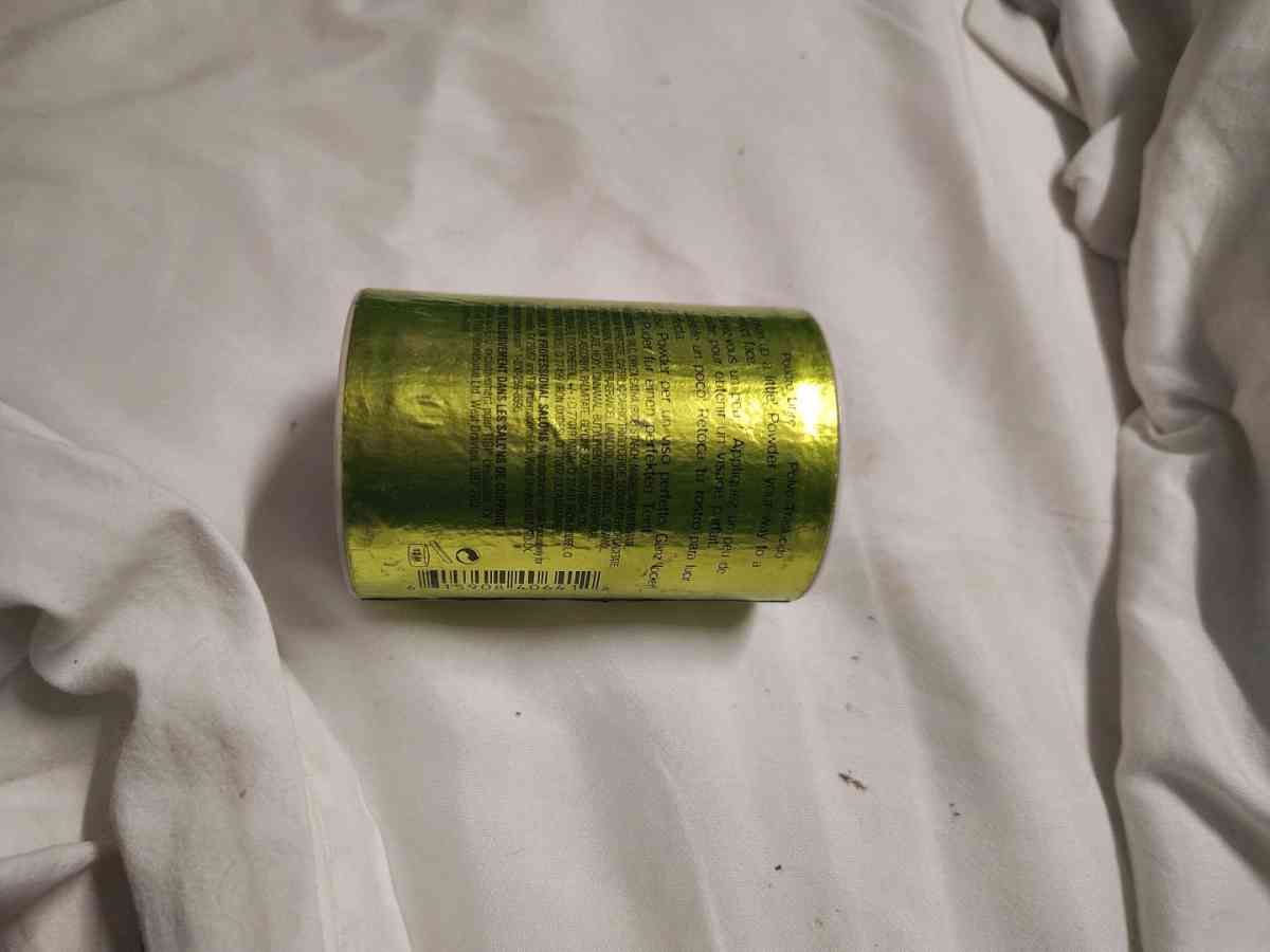 bedhead loose face powder light