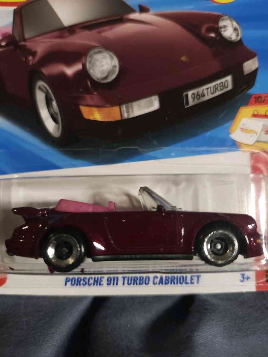 Pink Porsche 911