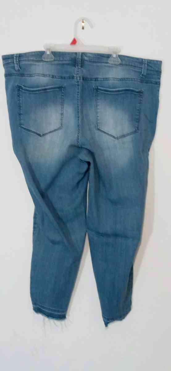 Womens Plus Size Stretch Jeans 22