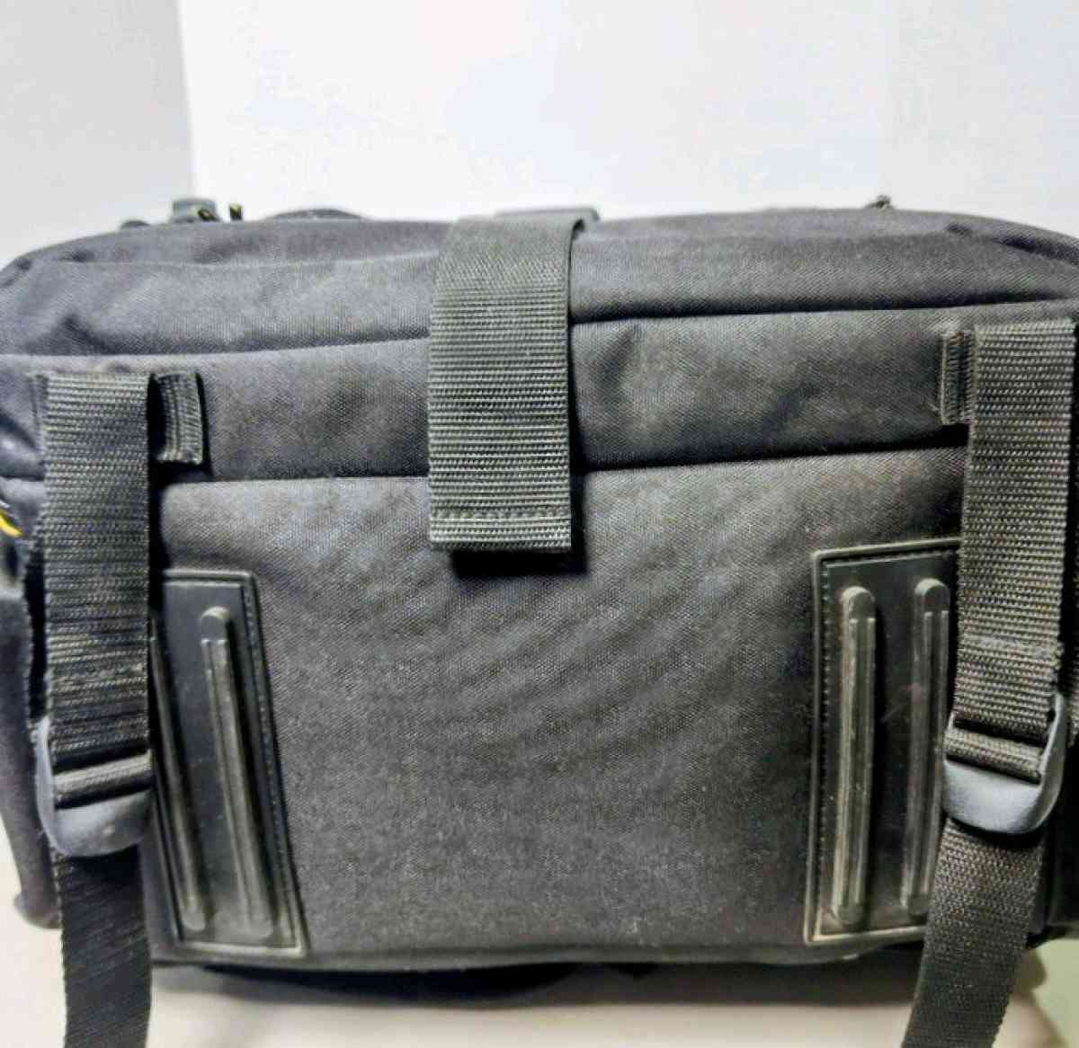 Ape Case ACPRO2000 Professional DSLR Camera Backpack  Secure