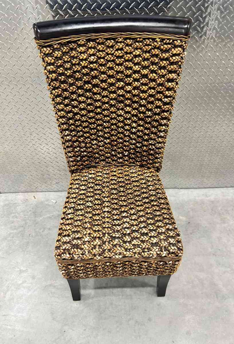 Single Premium Wicker Chair