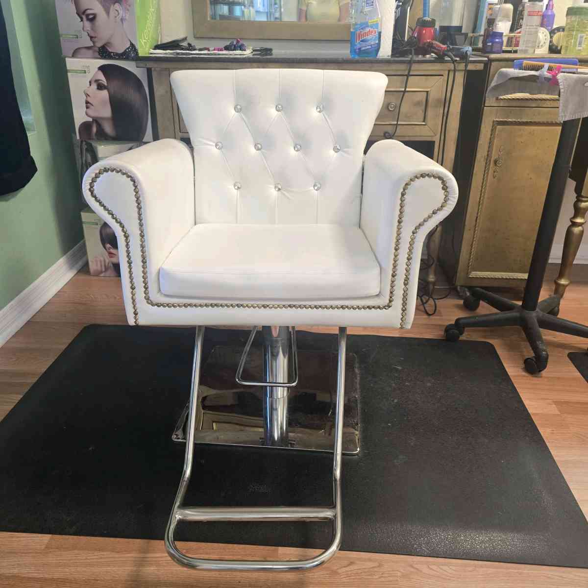 luxury salon chair