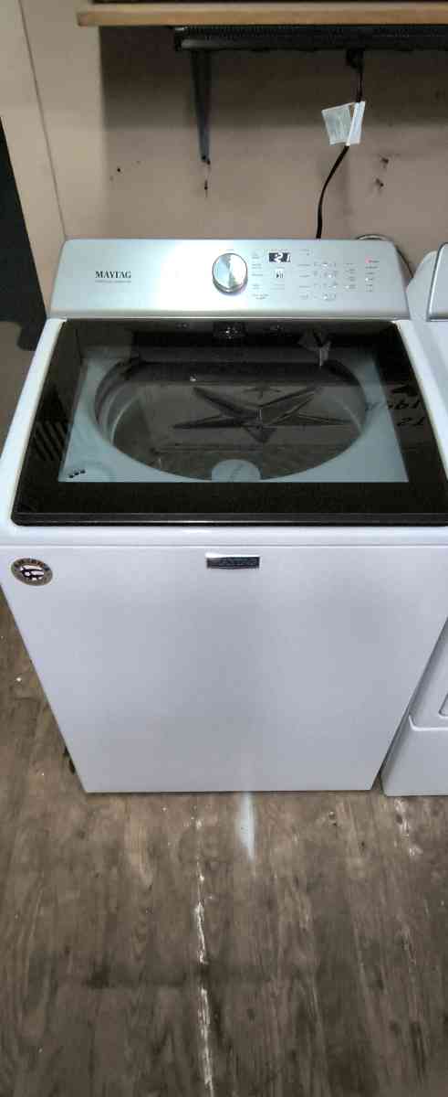 MAYTAG WHITE ELITE TOPLOAD WASHER  ELECTRIC DRYER SET