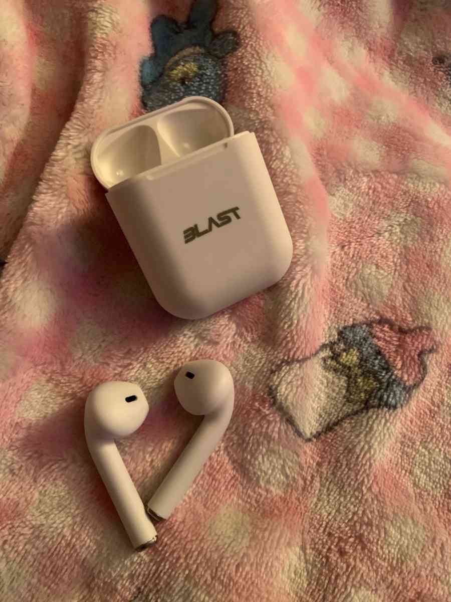 Blast Wireless Earbuds