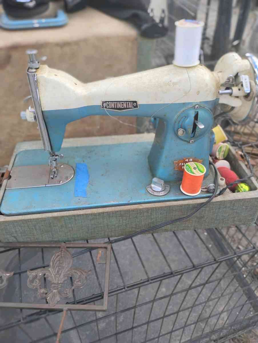 Vintage WW2 Commodore Toyota RARE Sewing Machine