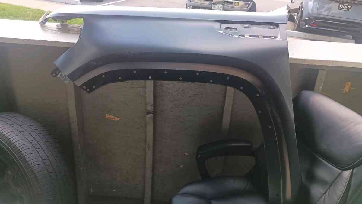 Left fender for GMC Sierra compatible with year 2016 to 2022