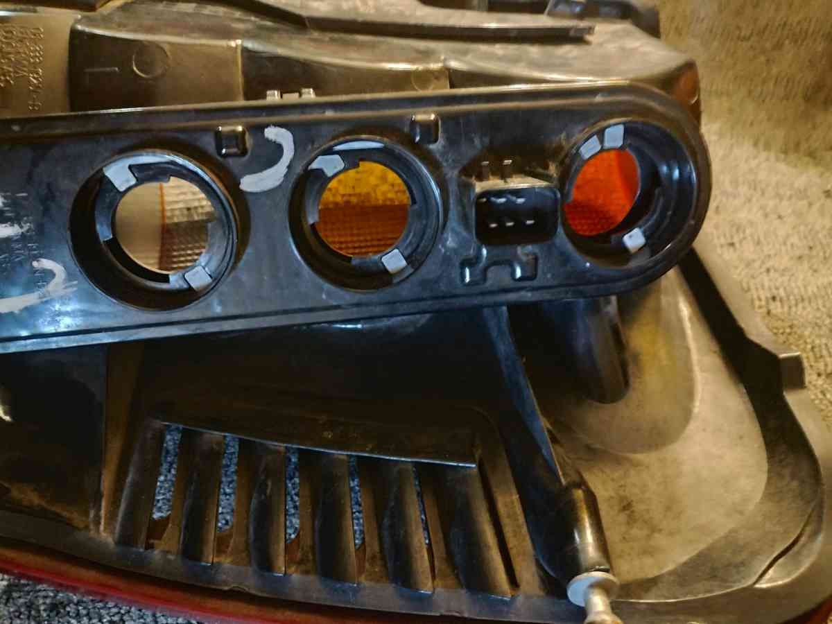 20032004 JEEP GRAND CHEROKEE Driver Side Left Rear Brake Tai