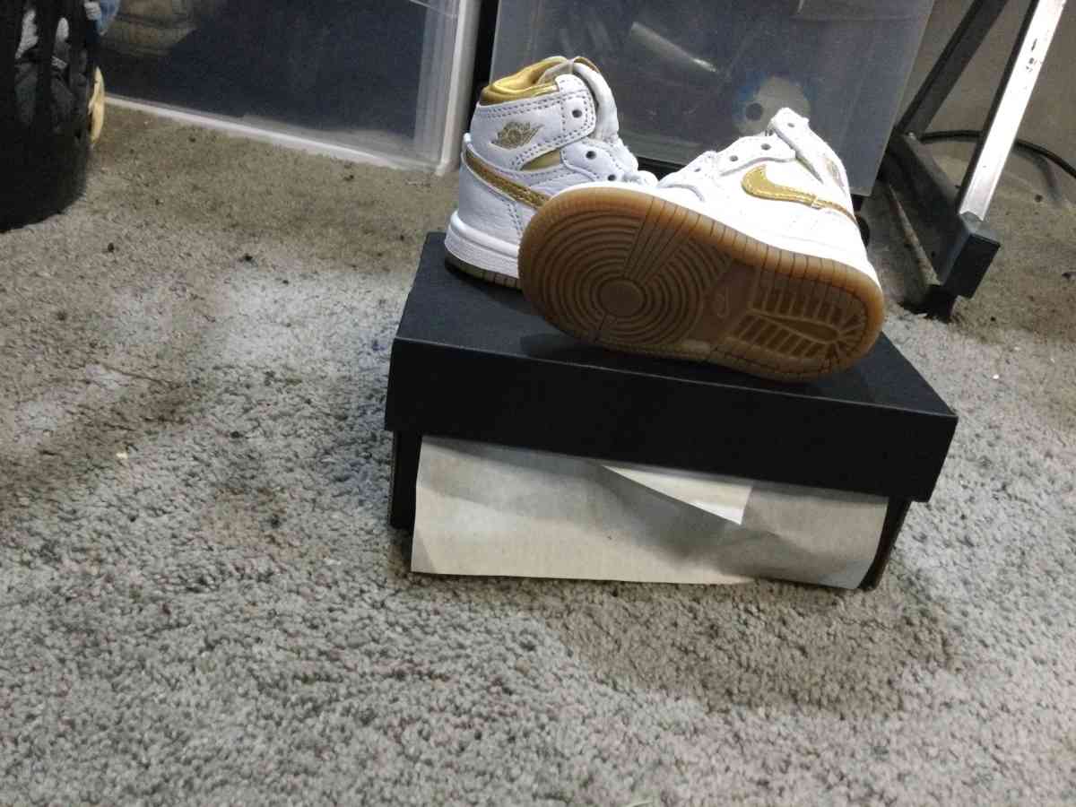 Jordan 1 RETRO HIGH OGTD shoes sneakers footwear 2c size kid