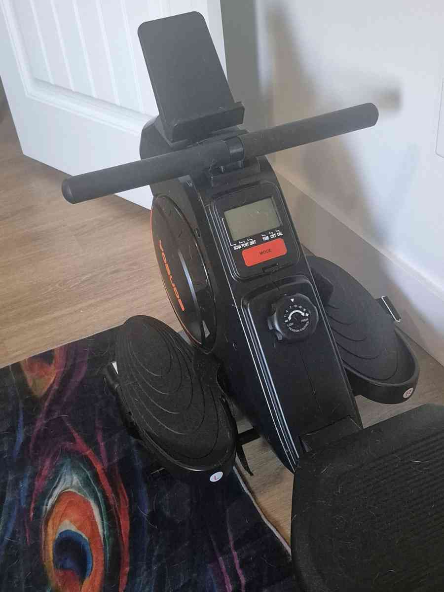 Yosuda Rowing Machine