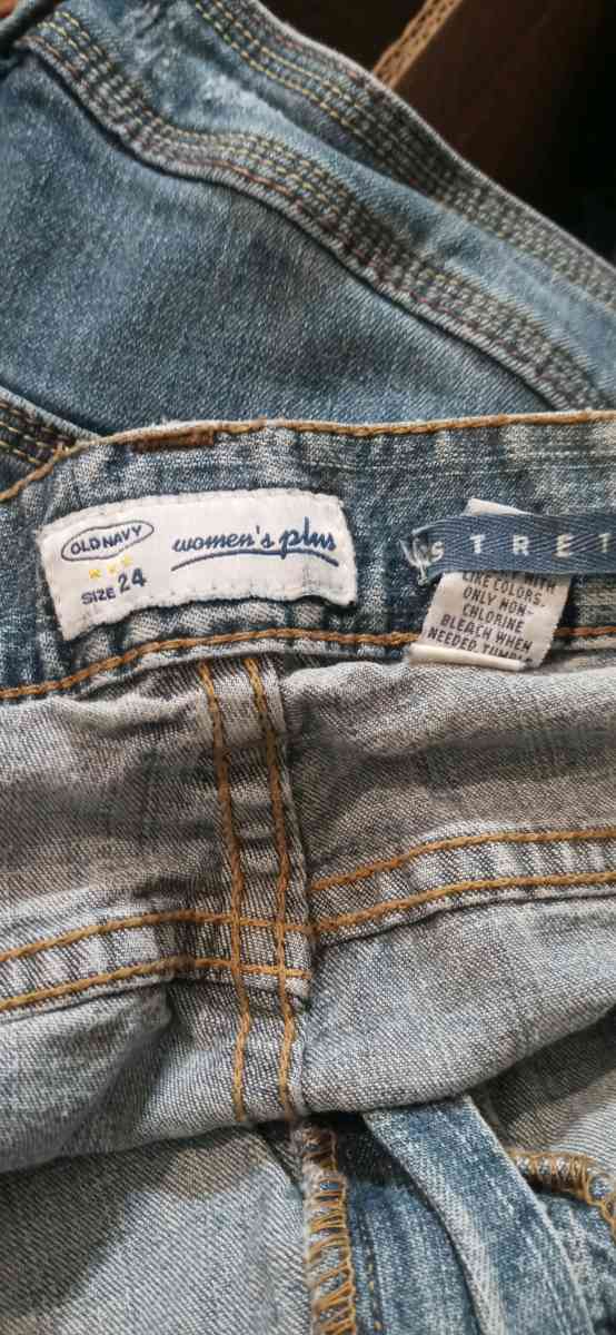 Womens Plus Size Denim Capris Old Navy