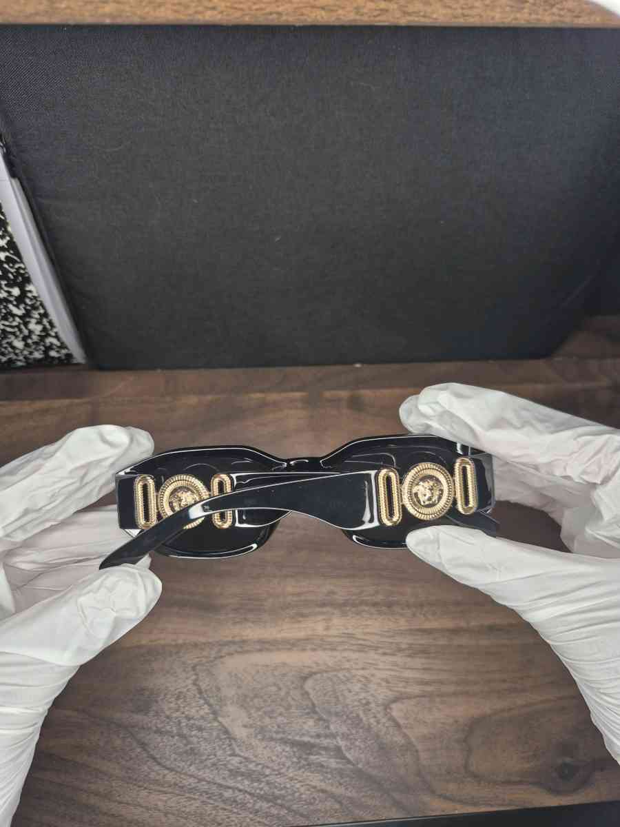 Versace Sun Glasses