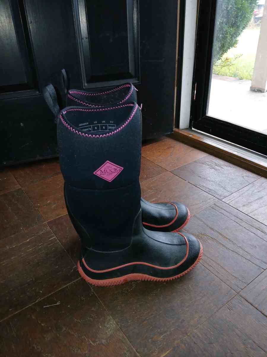 womens muck boots