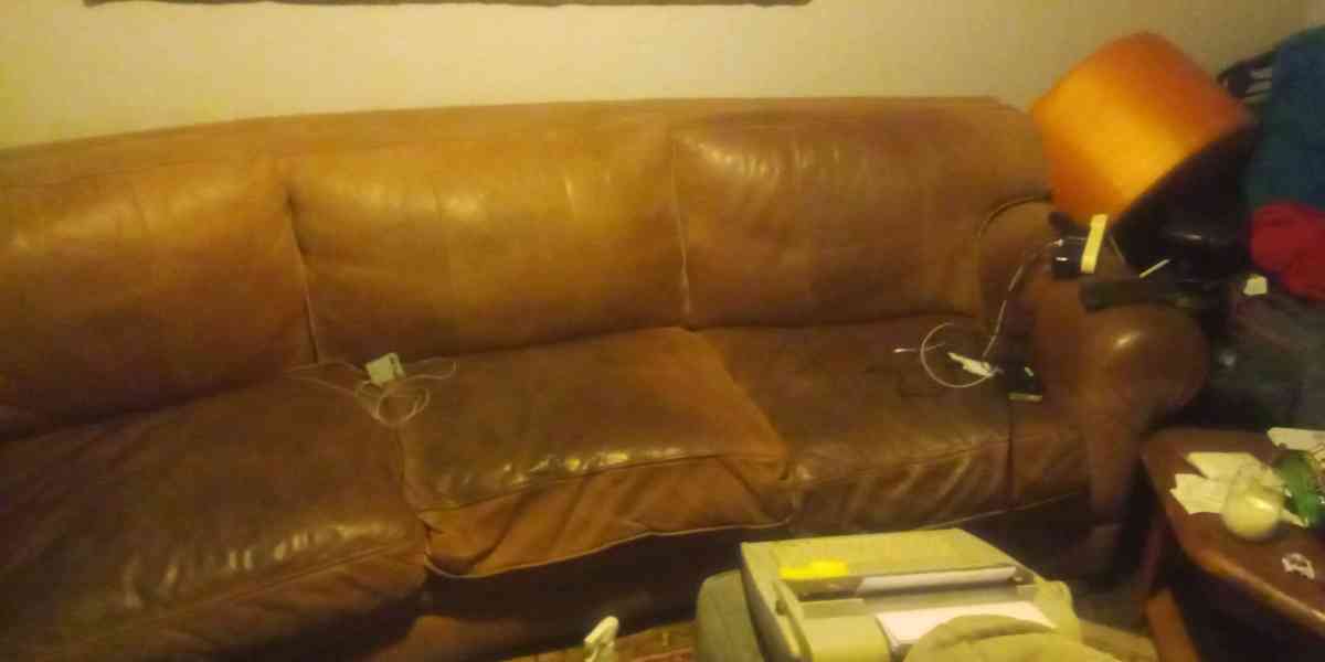 GREAT GENTLY USED LEATHER COUCH must go ASAP