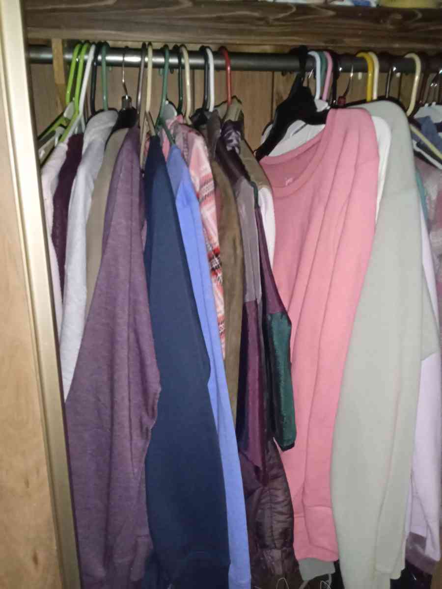 Have woman new jeans and shirts 50 new jeans and 50 new shir