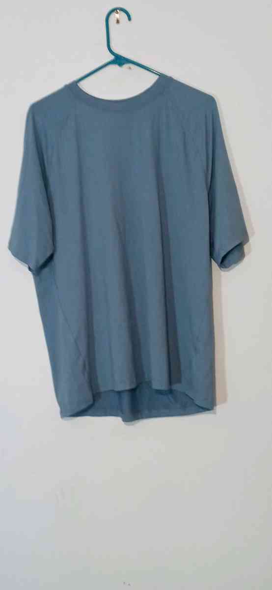 Mens Short Sleeve DriFit Tshirt Large