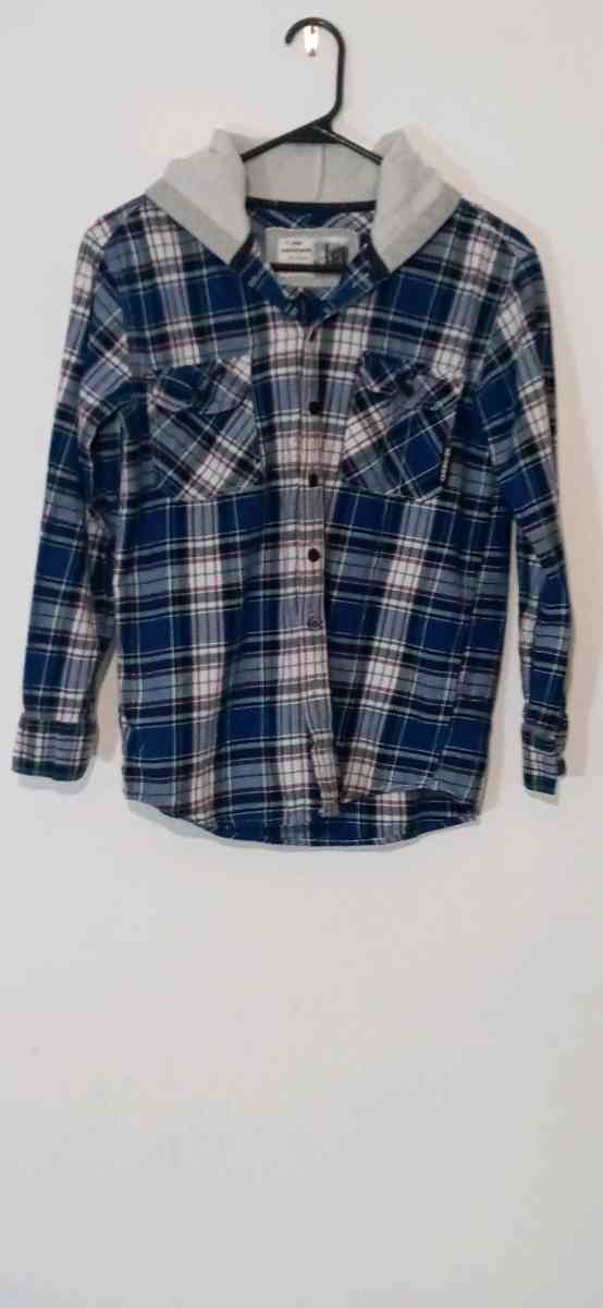 Youth Long Sleeve Button Down Shirt Hooded