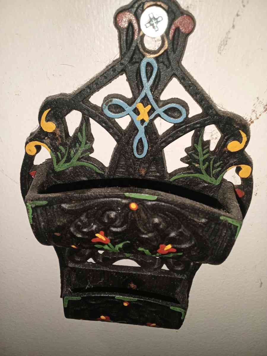wildon cast iron match holder