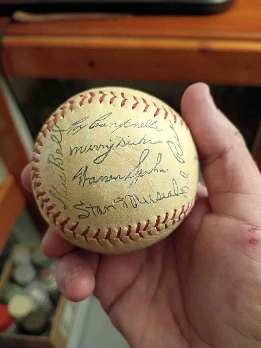 Autograph Ball