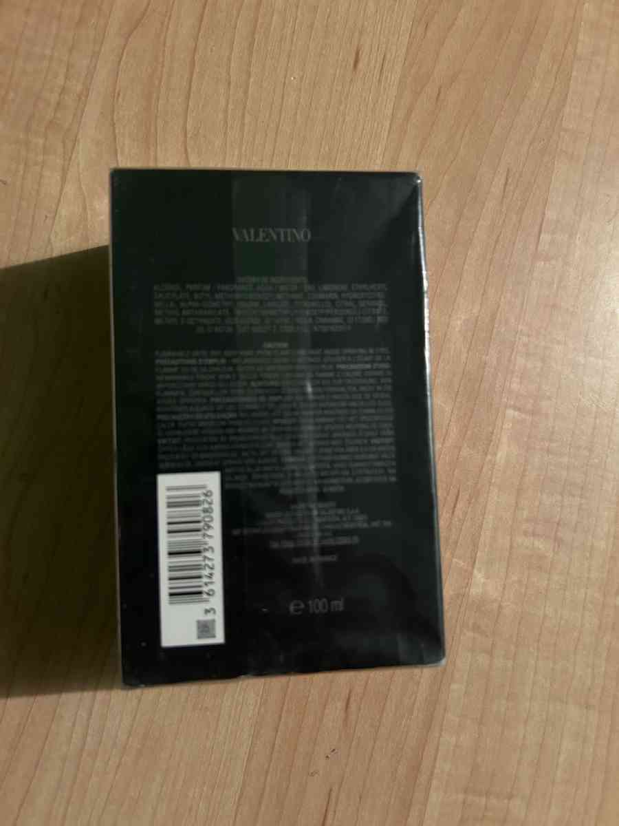 Valentino Uomo Mens cologne