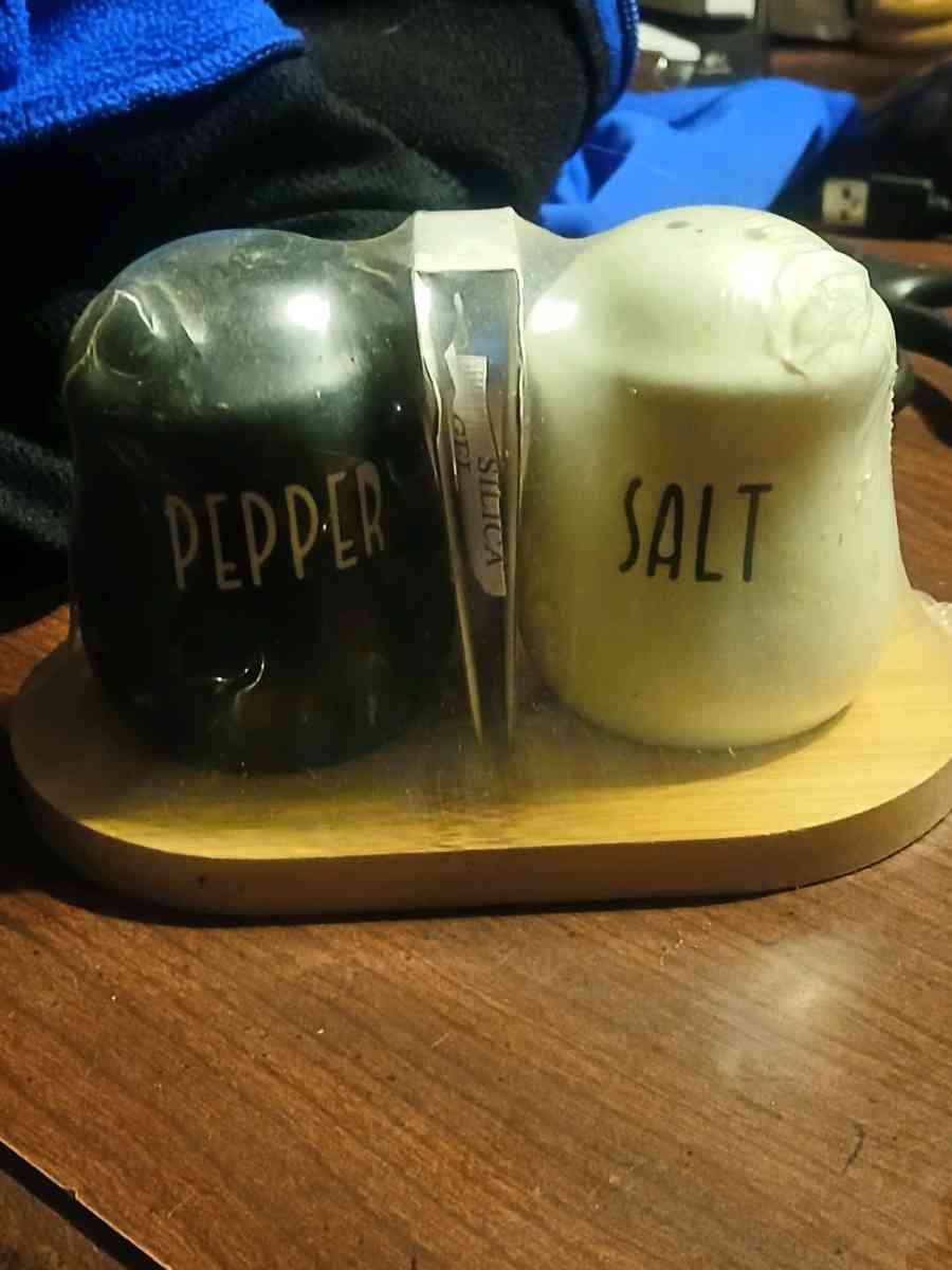 ceramic salt and pepper shakers